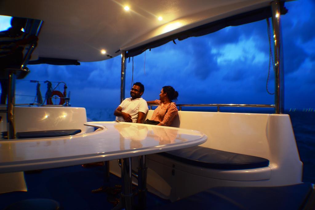 Seahouse Maldives Topdeck Hotel Male Exterior photo