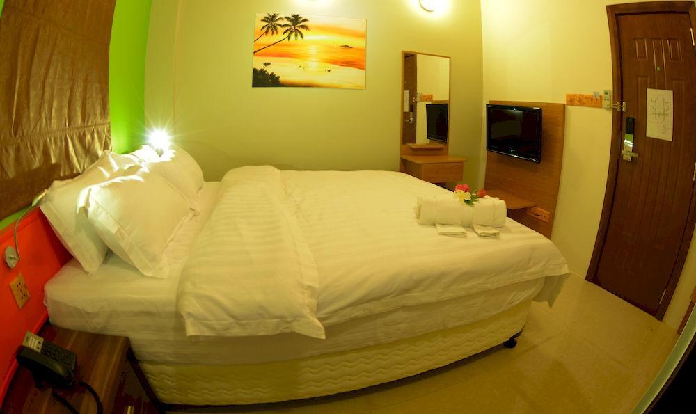 Seahouse Maldives Topdeck Hotel Male Exterior photo